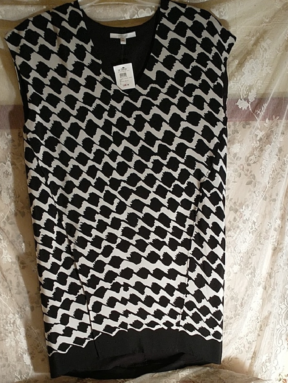 NWT Derek Lam Black White sleeveless Midi Pullover Dress geometric design Sz 6